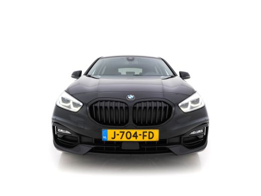 BMW 1 Serie 116d Executive Edition Sport-Line (INCL-BTW) *DIGI-COCKPIT | FULL-LED | NAVI-FULLMAP | LEATHER-MI... ActivLease financial lease