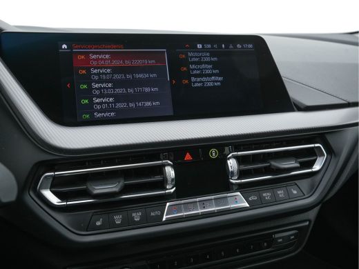 BMW 1 Serie 116d Executive Edition Sport-Line (INCL-BTW) *DIGI-COCKPIT | FULL-LED | NAVI-FULLMAP | LEATHER-MI... ActivLease financial lease