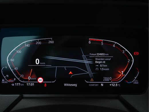 BMW 1 Serie 116d Executive Edition Sport-Line (INCL-BTW) *DIGI-COCKPIT | FULL-LED | NAVI-FULLMAP | LEATHER-MI... ActivLease financial lease