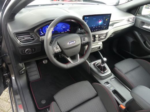 Ford Focus Wagon 1.0 EcoBoost 125PK Hybrid ST Line X | Panoramadak | Adapt cruise | Dode hoek detectie | 18"... ActivLease financial lease