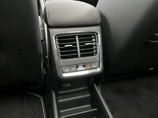 Skoda Enyaq Coupé 80 RS | 300 PK! 4x4 iV Apple Car Play| Adaptive cruise control| Vol leder | Achteruitrijcamera ActivLease financial lease