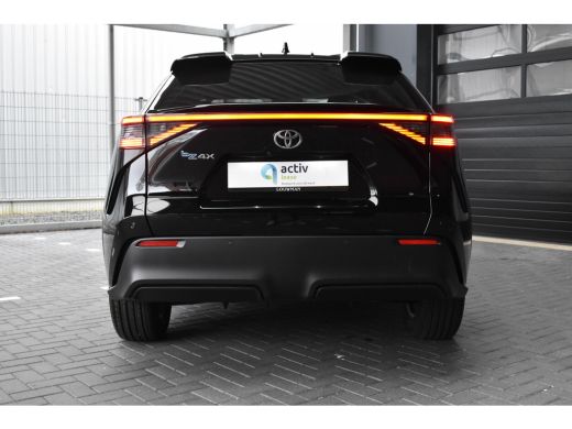 Toyota Bz4x Dynamic 71 kWh 3 Fase, Astral Black - OP VOORRAAD, OP = OP! ActivLease financial lease