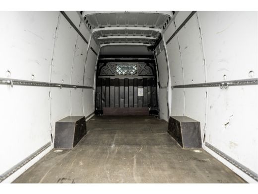 Iveco Daily **35S16V 2.3 L4H2 | Automaat | Euro 6 | 157 PK | Climate | 3500 KG Trekgewicht | MF Stuur | 3-Per... ActivLease financial lease