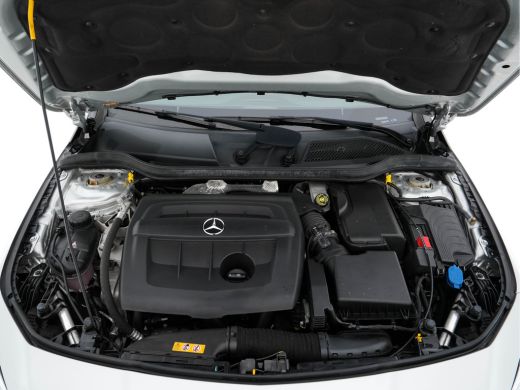 Mercedes CLA-Klasse Shooting Brake 180 d Business Solution Aut. *NAVI-FULLMAP | FULL-LED | 1/2-LEATHER | CAMERA | ECC... ActivLease financial lease