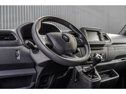 Renault Master 2.3 dCi L3H2 | Euro 6 | Camera | Trekhaak | 136 PK | Cruise | A/C ActivLease financial lease
