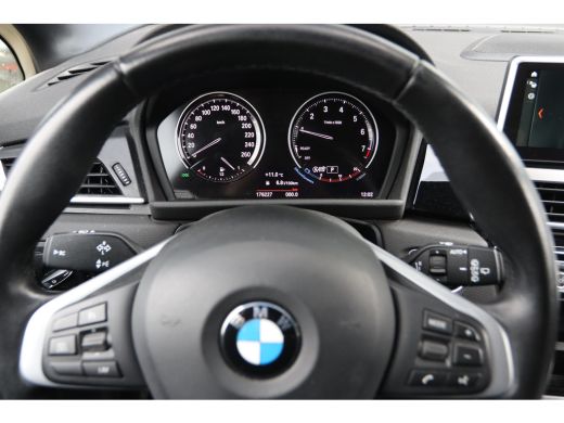 BMW 2 Serie ACTIVE TOURER AUT. 218i HIGH EX. | LEDER | HEAD-UP | LED | CRUISE | CLIMATE ActivLease financial lease