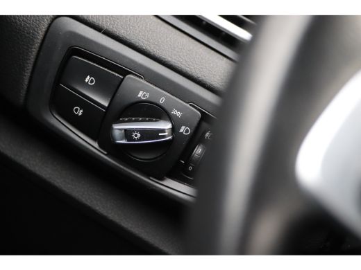 BMW 2 Serie ACTIVE TOURER AUT. 218i HIGH EX. | LEDER | HEAD-UP | LED | CRUISE | CLIMATE ActivLease financial lease