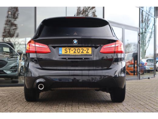 BMW 2 Serie ACTIVE TOURER AUT. 218i HIGH EX. | LEDER | HEAD-UP | LED | CRUISE | CLIMATE ActivLease financial lease
