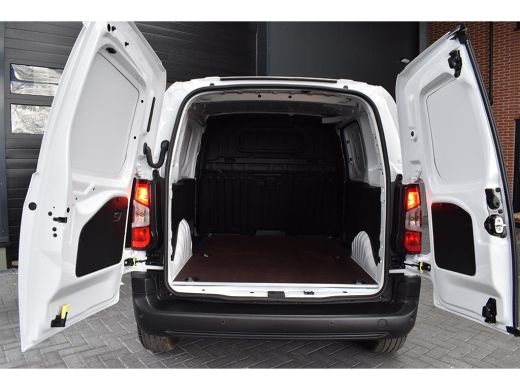 Peugeot e-Partner 136 L1 50 kWh ZEER COMPLEET / Operationele lease vanaf € 469,-- / SNEL LEVERBAAR ActivLease financial lease