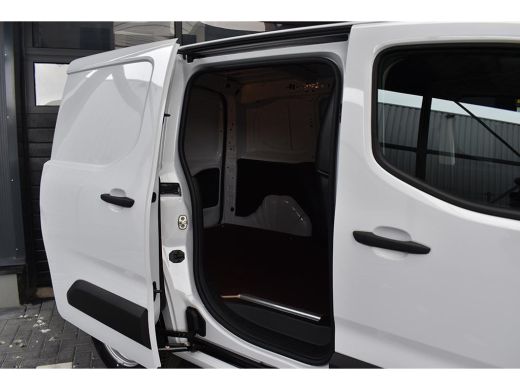 Peugeot e-Partner 136 L1 50 kWh ZEER COMPLEET / Operationele lease vanaf € 469,-- / SNEL LEVERBAAR ActivLease financial lease