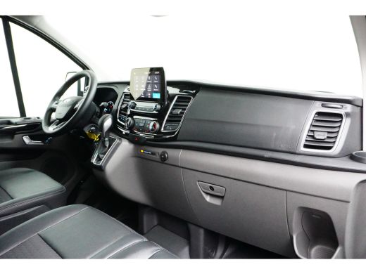 Ford Transit Custom 320 2.0 TDCI L2H1 Sport | Automaat | Camera | Half-Leder | Stoel- en voorruitverwarming | Apple C... ActivLease financial lease