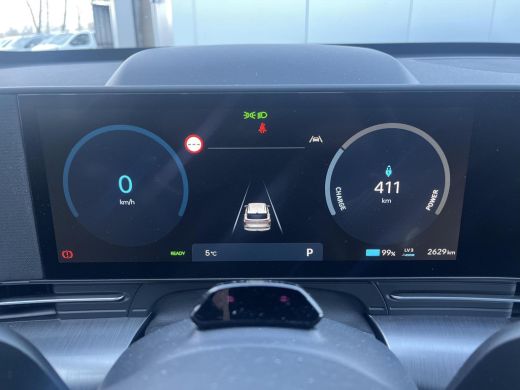 Hyundai KONA Electric Comfort Smart 65.4 kWh | Warmtepomp | BCA | 19'' Wielen | Stoelverwarming | Snelladen | Navigatie | ActivLease financial lease