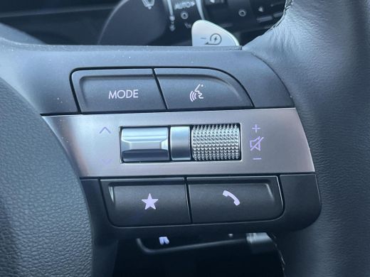 Hyundai KONA Electric Comfort Smart 65.4 kWh | Warmtepomp | BCA | 19'' Wielen | Stoelverwarming | Snelladen | Navigatie | ActivLease financial lease