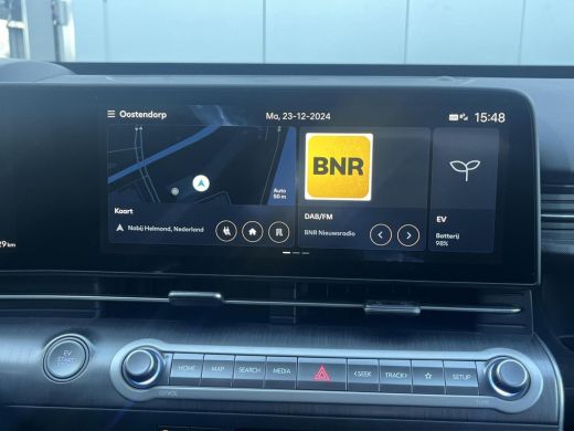 Hyundai KONA Electric Comfort Smart 65.4 kWh | Warmtepomp | BCA | 19'' Wielen | Stoelverwarming | Snelladen | Navigatie | ActivLease financial lease