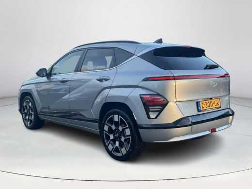 Hyundai Kona Comfort Smart 65.4 kWh | Rijklaarprijs dus GEEN afleverkosten! | Warmtepomp | 19'' Wielen | Stoel... ActivLease financial lease