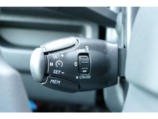 Peugeot Expert e- Long EV 75 kWh 136 1AT Automatisch ActivLease financial lease