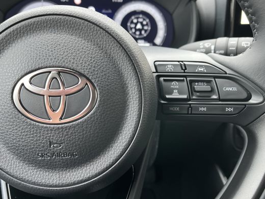 Toyota Yaris 1.5 Hybrid 130 Launch Edition Toyota Yaris Hybrid 130 Launch Edition | Demonstratie auto | 130PK ... ActivLease financial lease