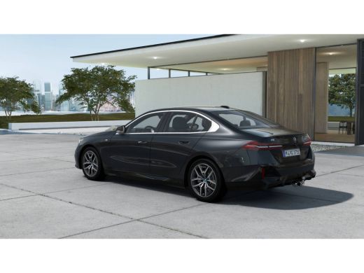 BMW i5 Sedan eDrive40 M Sportpakket ActivLease financial lease