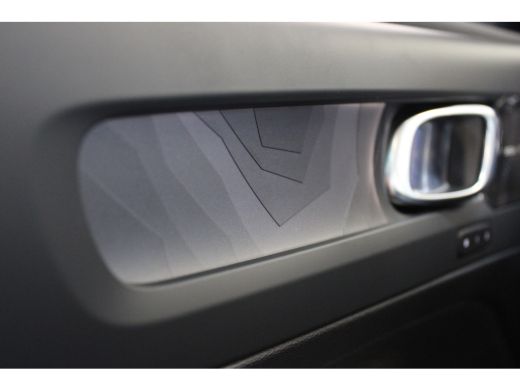 Volvo  C40 Extended Range 252PK Ultimate 82kWh | Nubuck | 360º view | Warmtepomp | HK Audio | Pilot Assist ActivLease financial lease