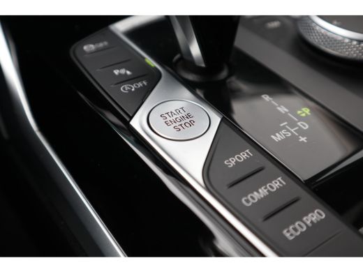 BMW 3 Serie Touring 320i Exe Ed Sportline NL AUTO | VIRTUAL COCKPIT | LED | SPORTSTOELEN | HALF LEDER | CARPL... ActivLease financial lease