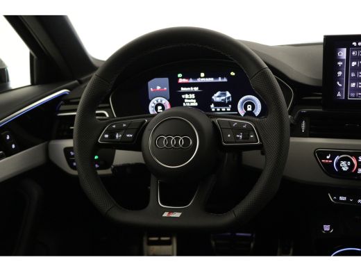 Audi A4 Avant 35 TFSI 110kW/150 pk S-Tronic S-edition Competition 19 inch, optiek zwart, stoelverwarming ActivLease financial lease