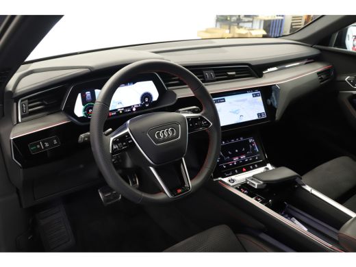 Audi Q8 e-tron 50 quattro 250kW/340pk S Edition S Line 95 kWh Trekhaak, Matrix led, 360 camera, 90 ActivLease financial lease