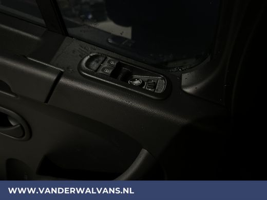 Renault Master 2.3 dCi 146pk Bakwagen + Laadklep Zijdeur 21m3 kuub 232cm hoog Euro6 Airco | Navigatie | Cruise b... ActivLease financial lease