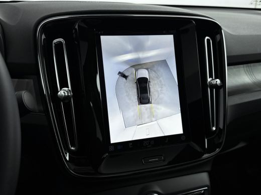 Volvo  C40 Extended Range Ultimate | 20" | Black Pack | Nubuck bekleding | Pixel LED | Getint glas ActivLease financial lease