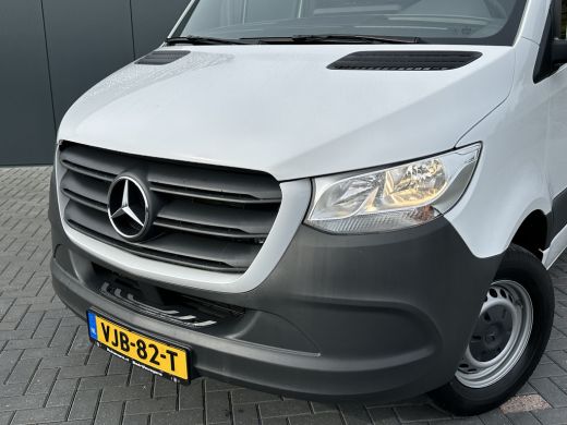 Mercedes Sprinter 315 CDI 150 PK AUTOMAAT RWD / L2H2 / 1e EIG. / OPRIJPLAAT / INRICHTING / TREKHAAK 2.8T / CAMERA /... ActivLease financial lease