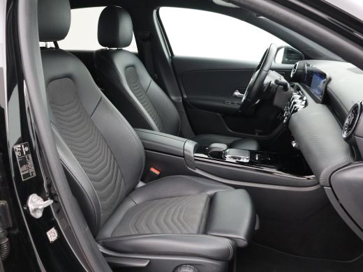 Mercedes A-Klasse 200 SEDAN 163 PK AUT. WIDESCREEN MBUX / CAMERA / STOELVERW / CARPLAY ActivLease financial lease