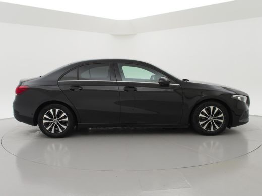 Mercedes A-Klasse 200 SEDAN 163 PK AUT. WIDESCREEN MBUX / CAMERA / STOELVERW / CARPLAY ActivLease financial lease