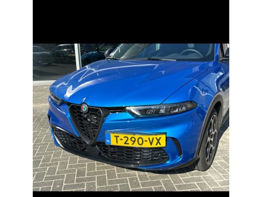Alfa Romeo Tonale 1.5T Hybrid Sprint | Stoel en stuurwielverwarming | Navigatie | Rondom zicht camera's | Dodehoek ... ActivLease financial lease