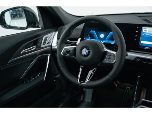 BMW X2 sDrive20i Launch Edition M Sportpakket Pro Aut. ActivLease financial lease