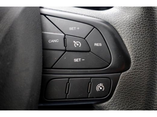 Iveco Daily 35C16 3.0 160pk Bakwagen met laadklep 08-2021 ActivLease financial lease