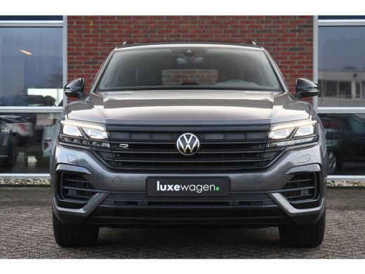 Volkswagen Touareg R 3.0 TSI eHybrid 4M Pano Luchtv ACC DynAudio Standk 22inch ActivLease financial lease
