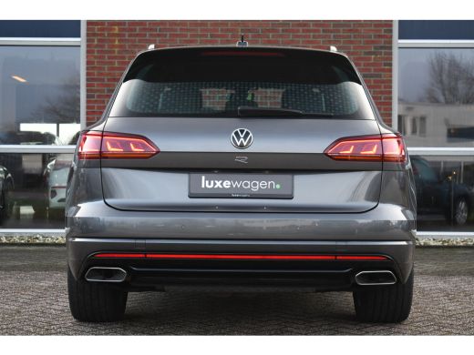 Volkswagen Touareg R 3.0 TSI eHybrid 4M Pano Luchtv ACC DynAudio Standk 22inch ActivLease financial lease
