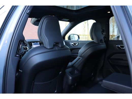 Volvo  XC60 B5 Plus Dark | Trekhaak | Schuifdak | Camera | Stoelverwarming | Lederen Dashboard | Elektrische ... ActivLease financial lease