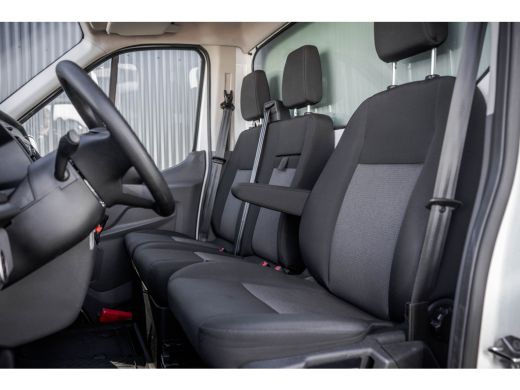 Ford Transit **2.0 TDCI | Bakwagen met Laadklep | Euro 6 | 130 PK | Airco | Cruise** ActivLease financial lease