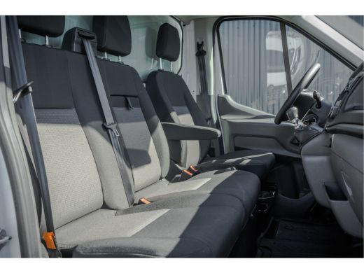 Ford Transit **2.0 TDCI | Bakwagen met Laadklep | Euro 6 | 130 PK | Airco | Cruise** ActivLease financial lease
