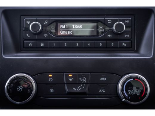 Ford Transit **2.0 TDCI | Bakwagen met Laadklep | Euro 6 | 130 PK | Airco | Cruise** ActivLease financial lease