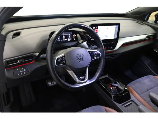Volkswagen ID.4 First 77 kWh 204pk Camera Trekhaak 20"velgen Privacy Glas 199 ActivLease financial lease
