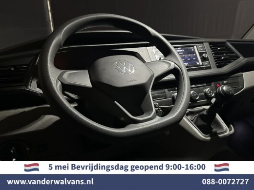 Volkswagen Transporter 2.0 TDI 150pk L2H1 Euro6 Airco | Trekhaak | Apple Carplay | Android Auto Parkeersensoren, Cruisec... ActivLease financial lease