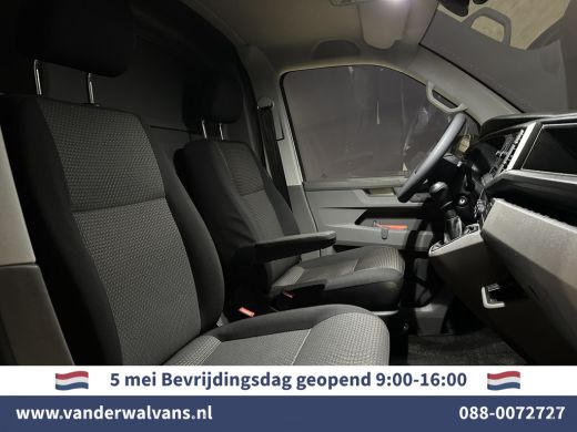 Volkswagen Transporter 2.0 TDI 150pk L2H1 Euro6 Airco | Trekhaak | Apple Carplay | Android Auto Parkeersensoren, Cruisec... ActivLease financial lease