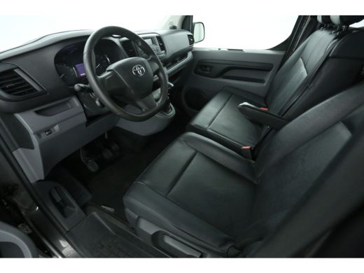 Toyota ProAce 2.0 D-4D L3H1 Dubbele Cabine l Airco Cruise PDC 6 Persoons Metallic ActivLease financial lease