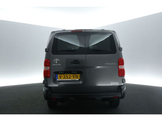 Toyota ProAce 2.0 D-4D L3H1 Dubbele Cabine l Airco Cruise PDC 6 Persoons Metallic ActivLease financial lease