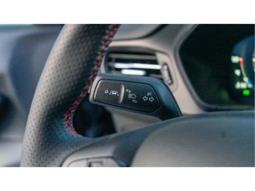Ford Focus Wagon 1.0 125 pk Hybrid ST Line X | 18" Lichtmetalen velgen | Winter Pack | ActivLease financial lease