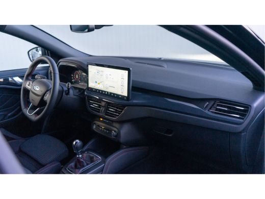 Ford Focus Wagon 1.0 125 pk Hybrid ST Line X | 18" Lichtmetalen velgen | Winter Pack | ActivLease financial lease