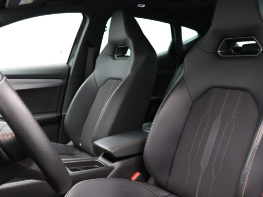 Seat Formentor 1.4 e-Hybrid Performance 245PK DSG Panoramadak, achteruitrijcamera, virtual pedal, keyless, stuur... ActivLease financial lease