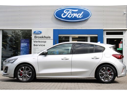 Ford Focus 1.0 125 pk Hybrid ST Line Style | Afneembare trekhaak | Design Pack ST-Line Style | Parking Pack ... ActivLease financial lease