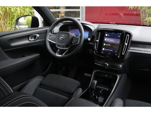 Volvo  XC40 Single Motor Extended Range Plus 82 kWh | Warmtepomp | Adaptive Cruise | Camera | Snel leverbaar! ActivLease financial lease